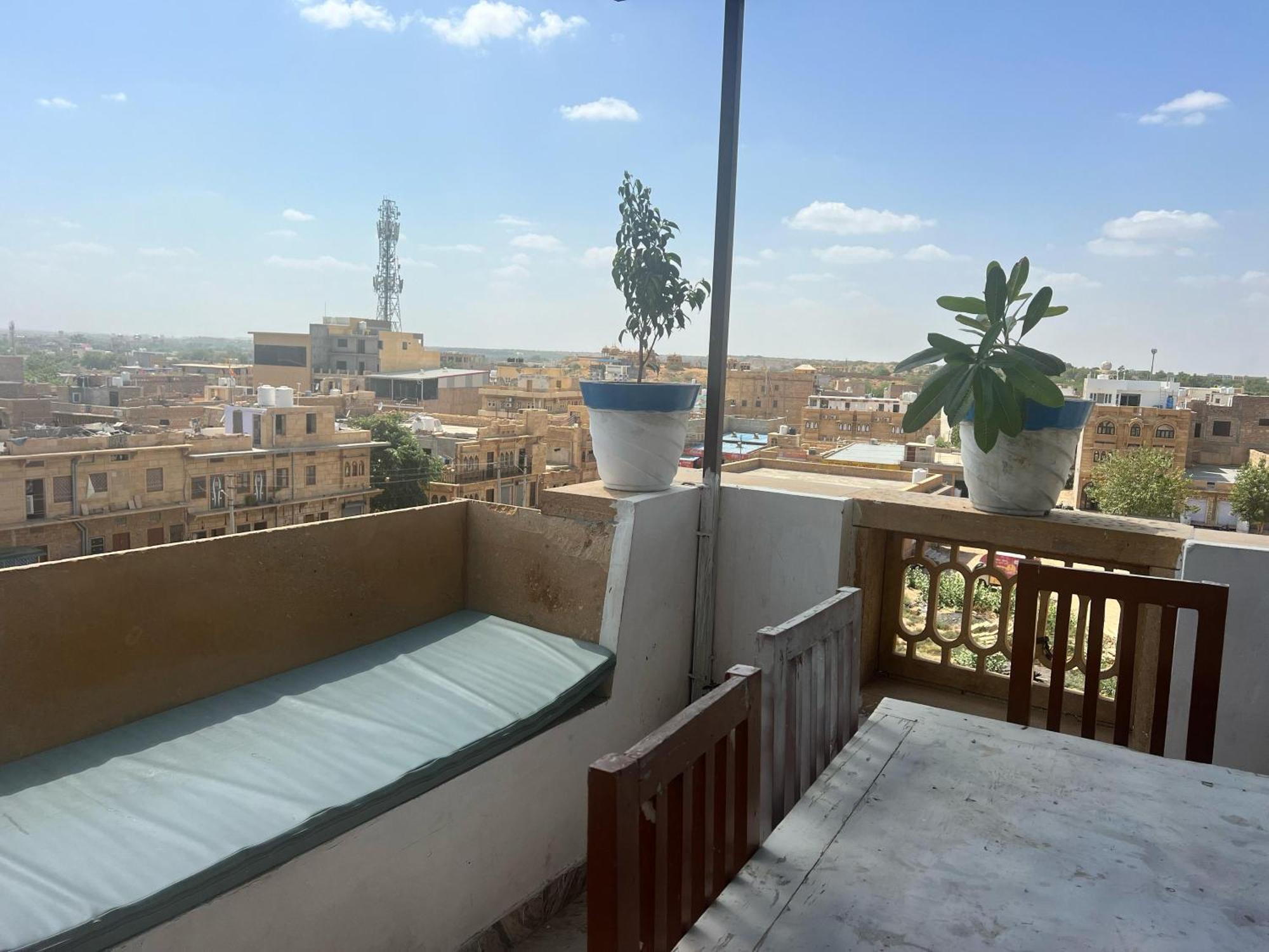 Thar View Hotel Dzsaiszalmer Kültér fotó